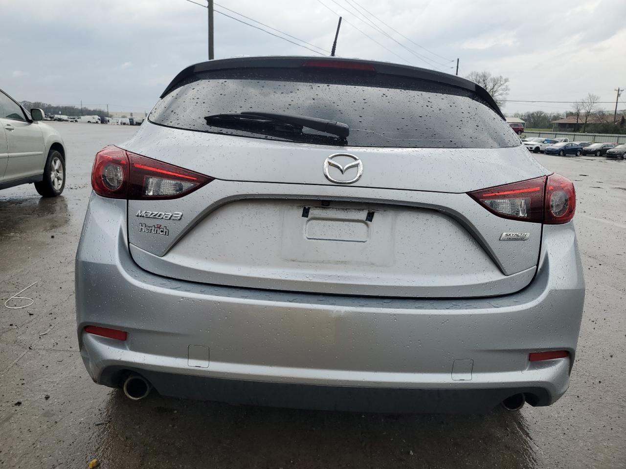3MZBN1L38JM181026 2018 Mazda 3 Touring