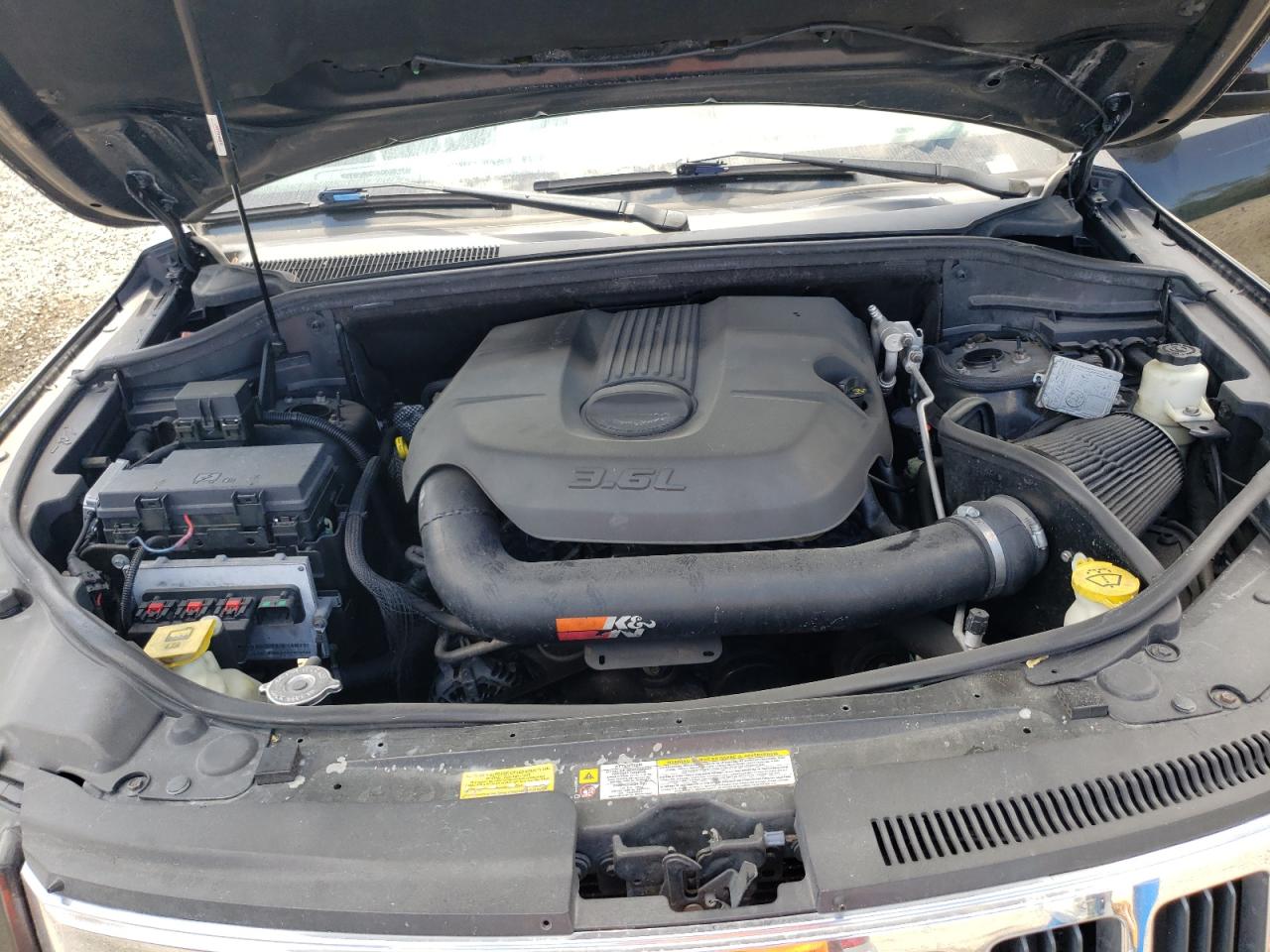 1J4RS4GG2BC585039 2011 Jeep Grand Cherokee Laredo