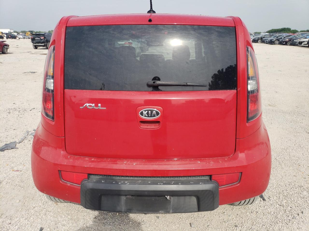 KNDJT2A22A7162843 2010 Kia Soul +