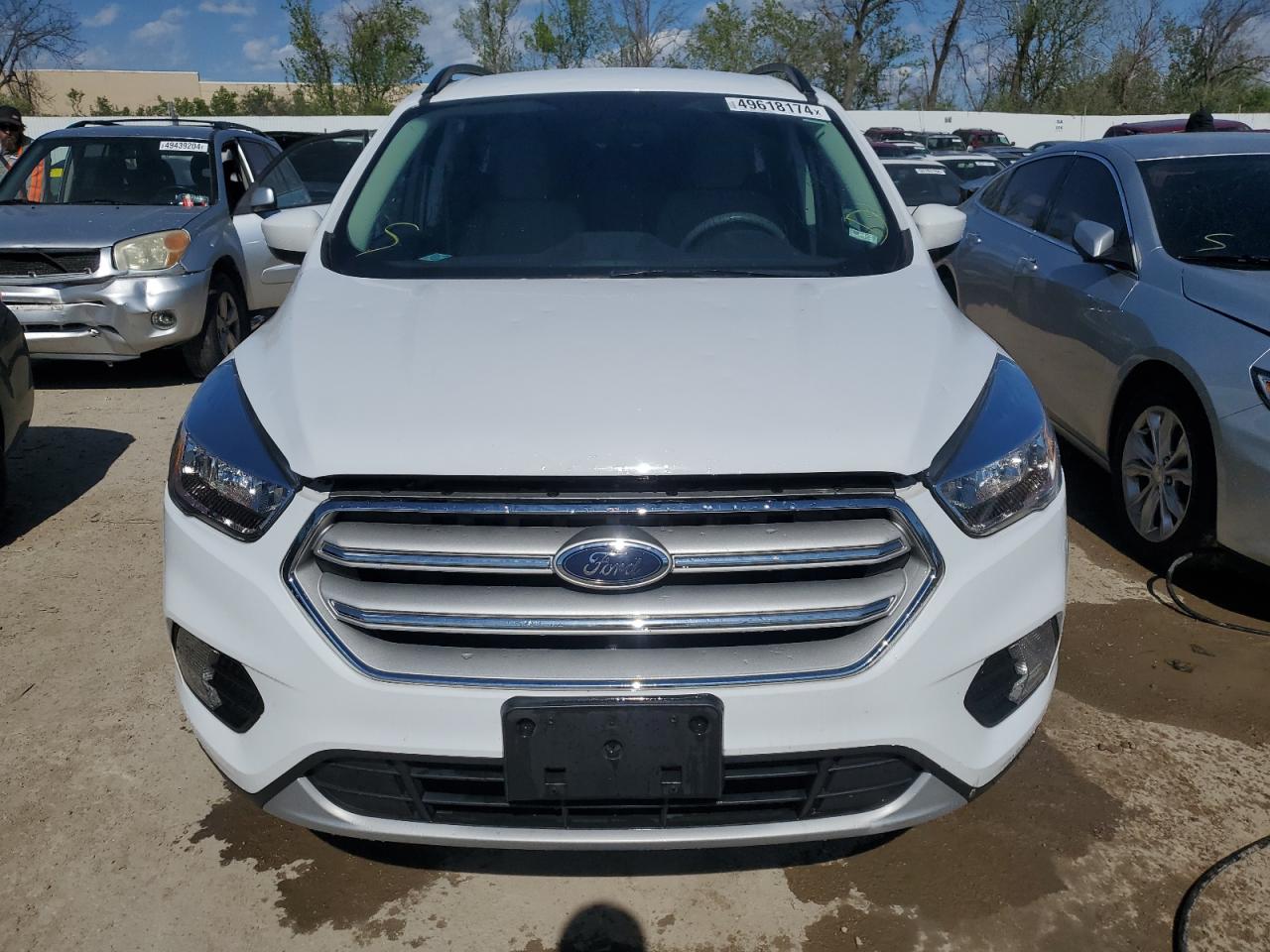 1FMCU9GD3JUD53580 2018 Ford Escape Se