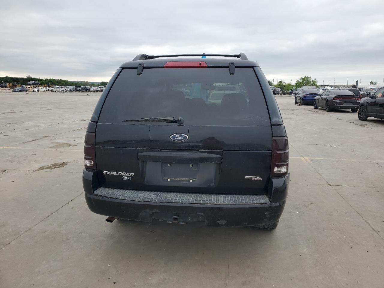 1FMZU63K05ZA26804 2005 Ford Explorer Xlt