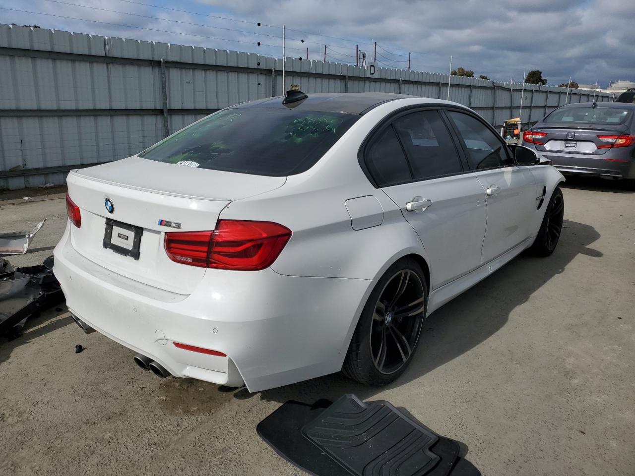 2016 BMW M3 vin: WBS8M9C54G5D30106