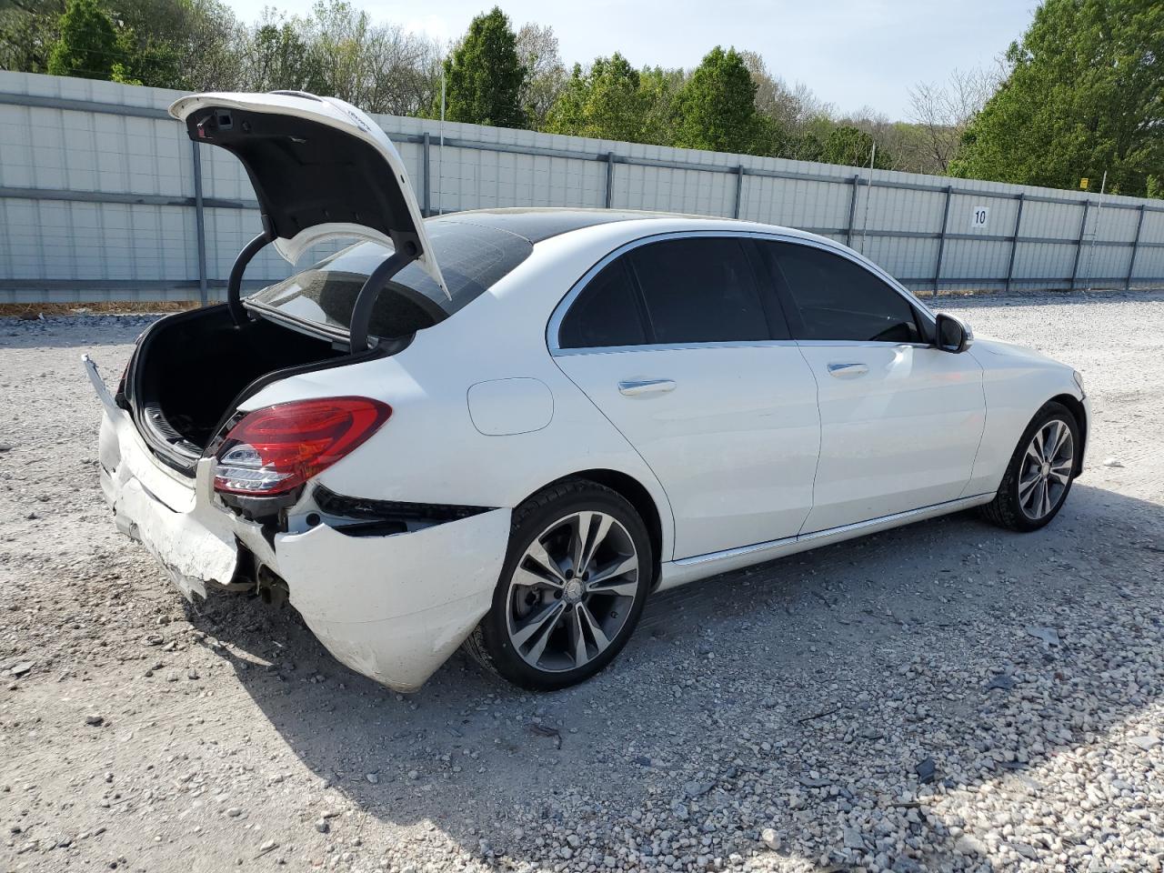 55SWF4KB5GU174820 2016 Mercedes-Benz C 300 4Matic
