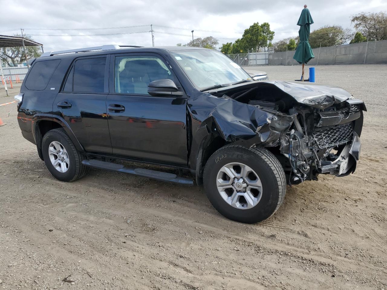 2015 Toyota 4Runner Sr5 vin: JTEZU5JR9F5093761