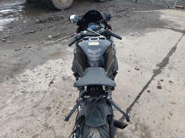 2011 SUZUKI GSX750 - JS1GR7MA3B2103561