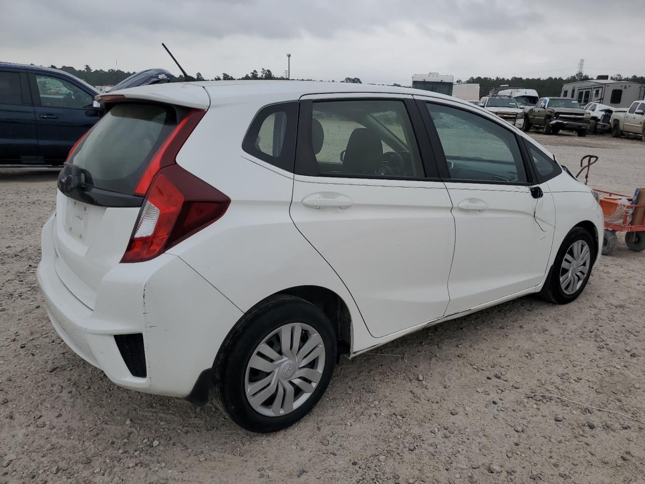 2016 Honda Fit Lx vin: JHMGK5H59GX023458