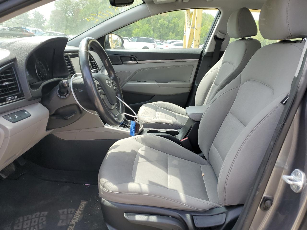 5NPD84LFXJH389090 2018 Hyundai Elantra Sel