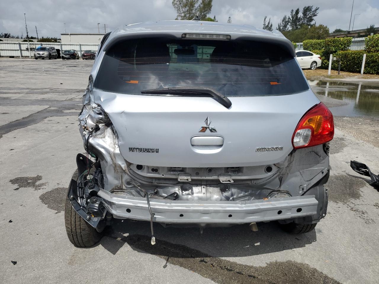 ML32A3HJ1FH034627 2015 Mitsubishi Mirage De