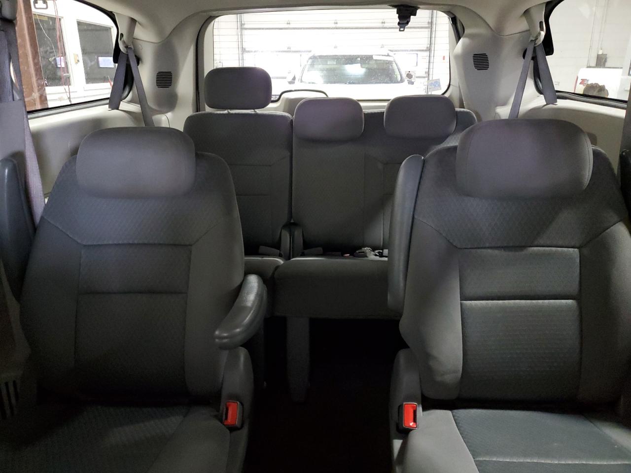 2A4RR5D15AR440908 2010 Chrysler Town & Country Touring