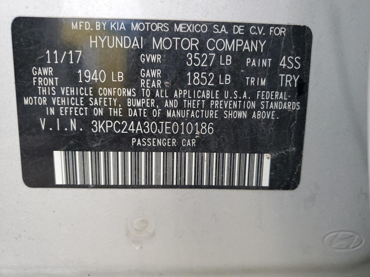 3KPC24A30JE010186 2018 Hyundai Accent Se