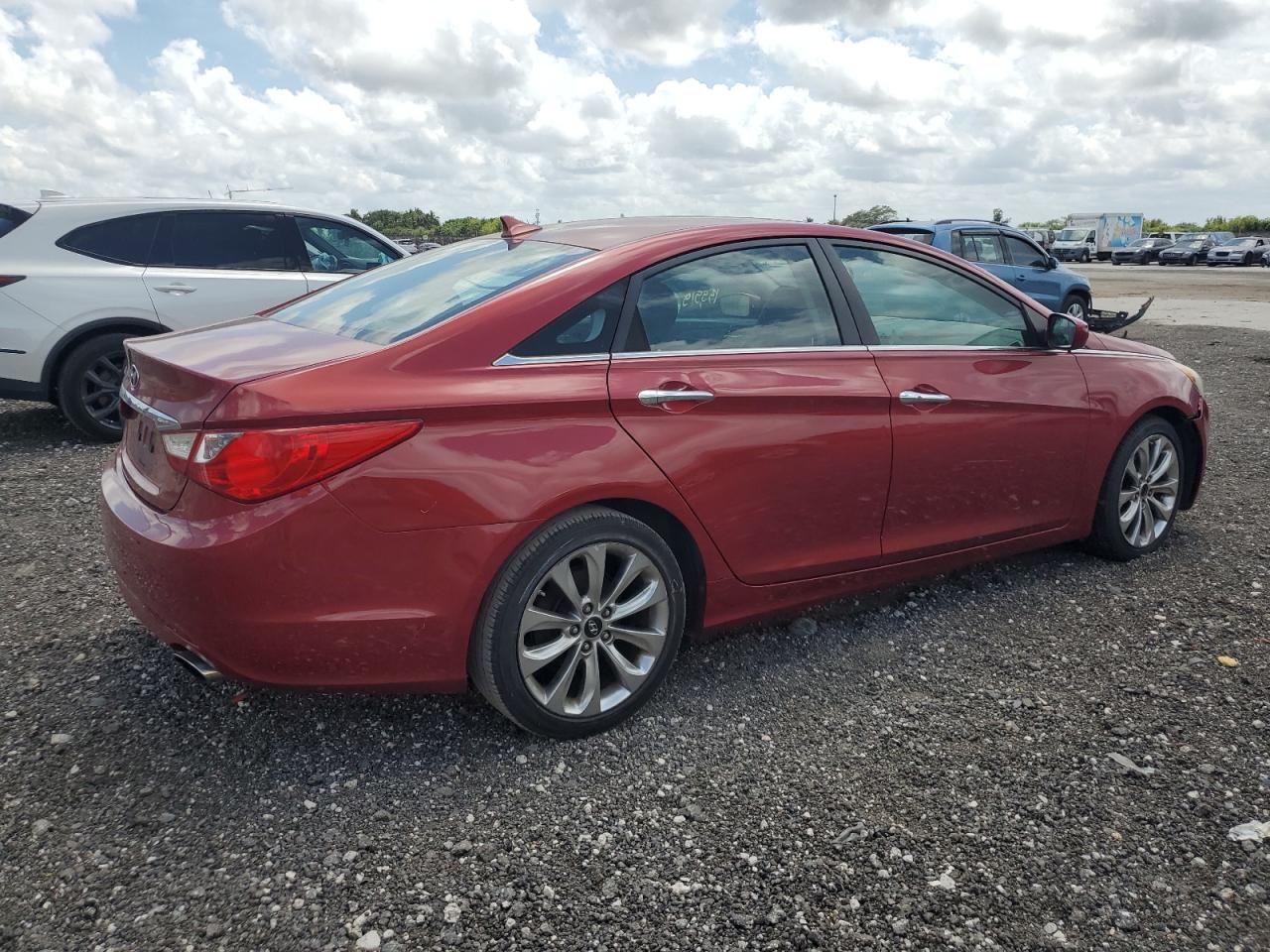 5NPEC4AC6BH165103 2011 Hyundai Sonata Se