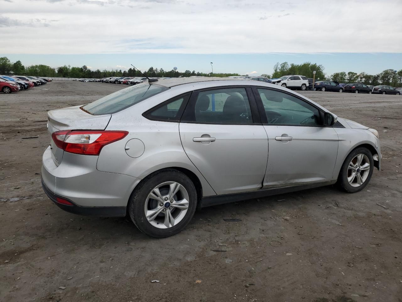 2014 Ford Focus Se vin: 1FADP3F28EL192027