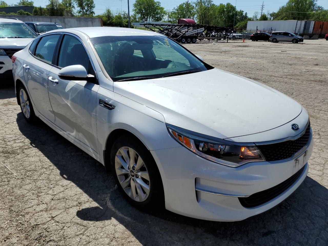5XXGT4L30JG271885 2018 Kia Optima Lx