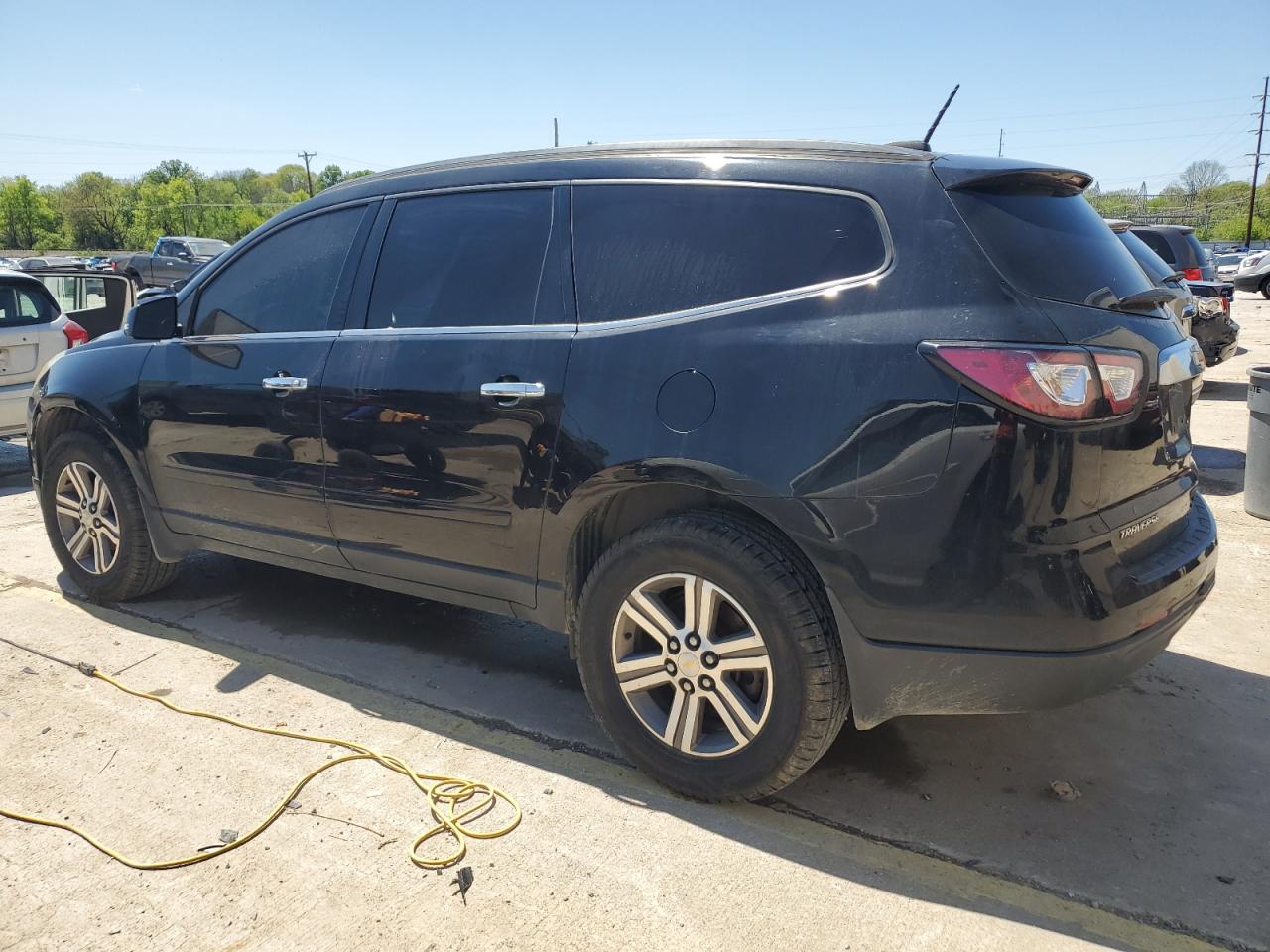 1GNKRGKD0HJ126993 2017 Chevrolet Traverse Lt