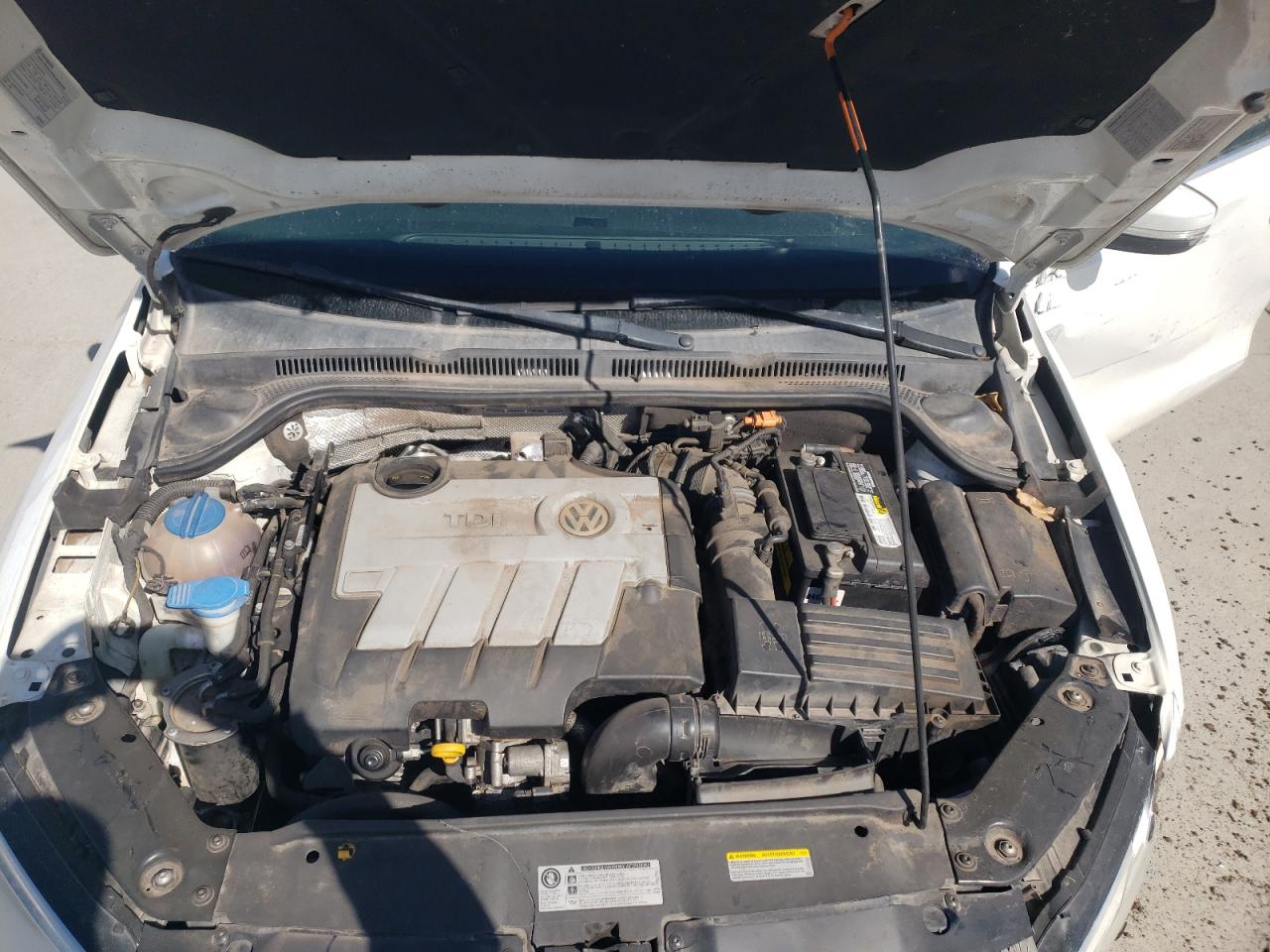 3VWLL7AJ5EM414199 2014 Volkswagen Jetta Tdi