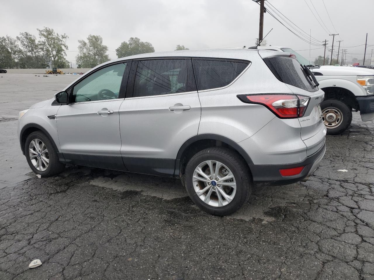 1FMCU0GD3HUC35065 2017 Ford Escape Se