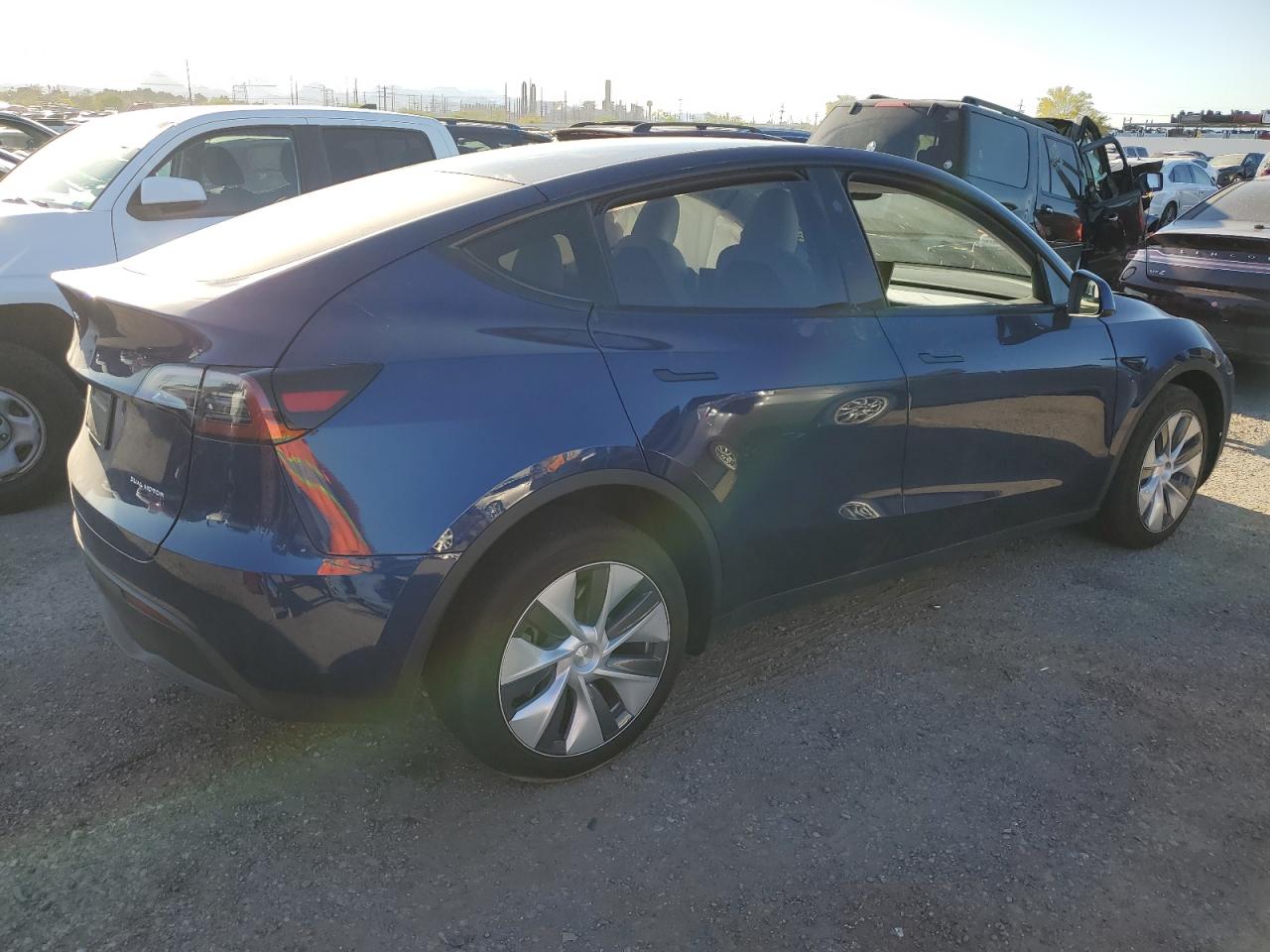 7SAYGDEE2PF897220 2023 Tesla Model Y