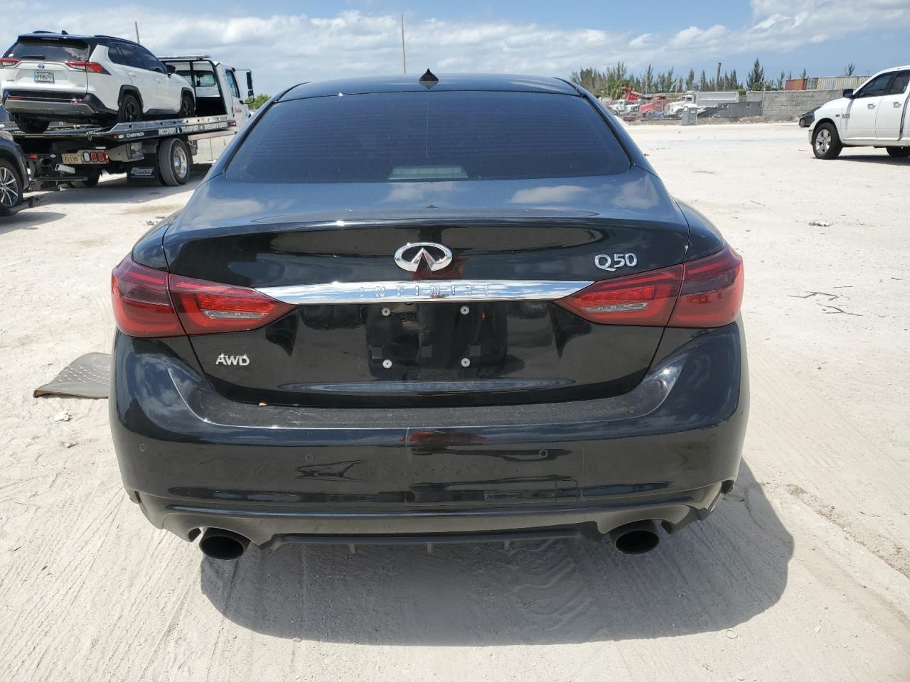 JN1EV7AR6JM434823 2018 Infiniti Q50 Luxe