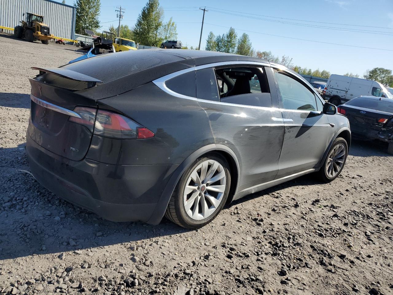 5YJXCDE27JF132635 2018 Tesla Model X