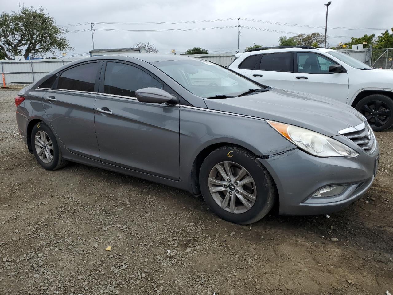 5NPEB4AC5DH568592 2013 Hyundai Sonata Gls