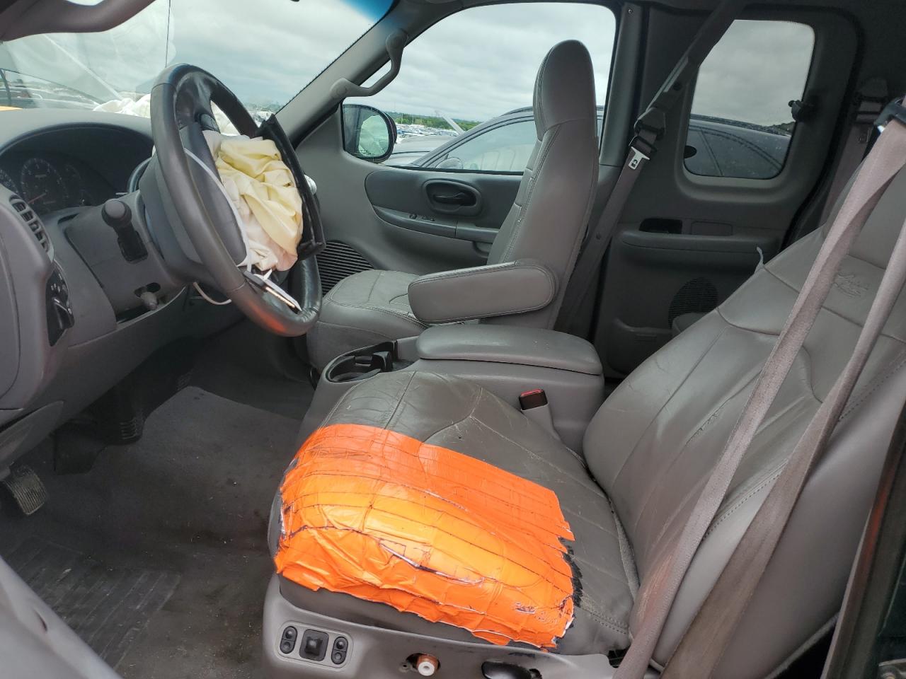 1FTRX17L1YNA02900 2000 Ford F150