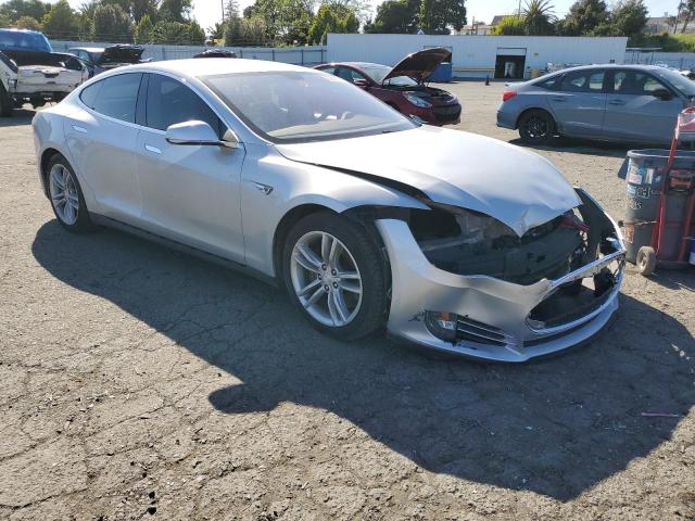 2013 Tesla Model S VIN: 5YJSA1DN8DFP06920 Lot: 51463714