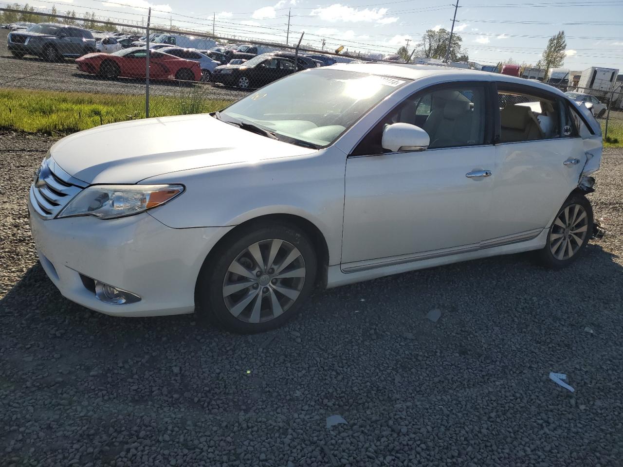 4T1BK3DBXBU428343 2011 Toyota Avalon Base