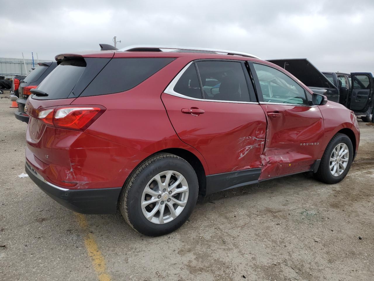 2GNAXJEV2J6121073 2018 Chevrolet Equinox Lt