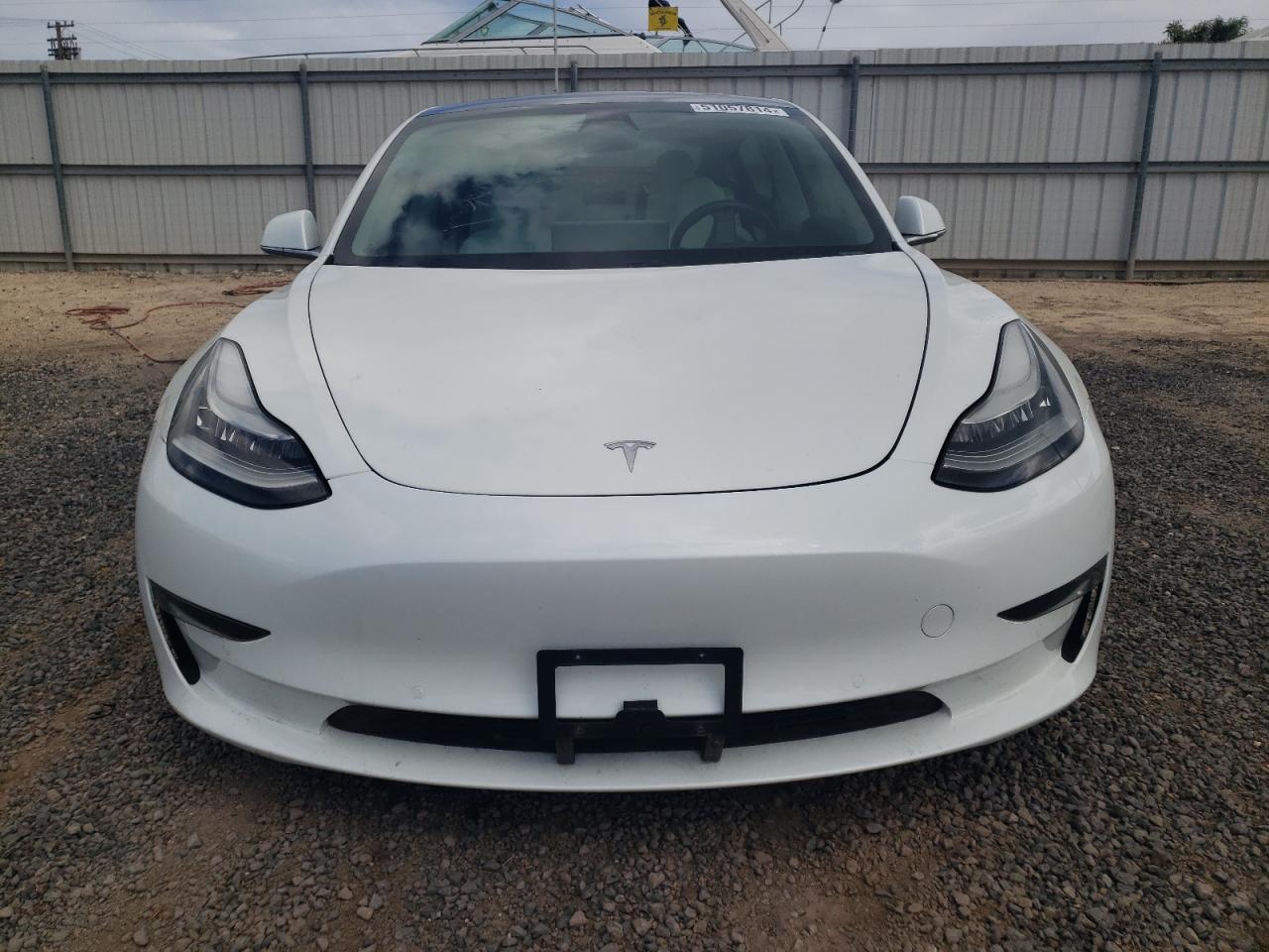 5YJ3E1EA9KF332853 2019 Tesla Model 3