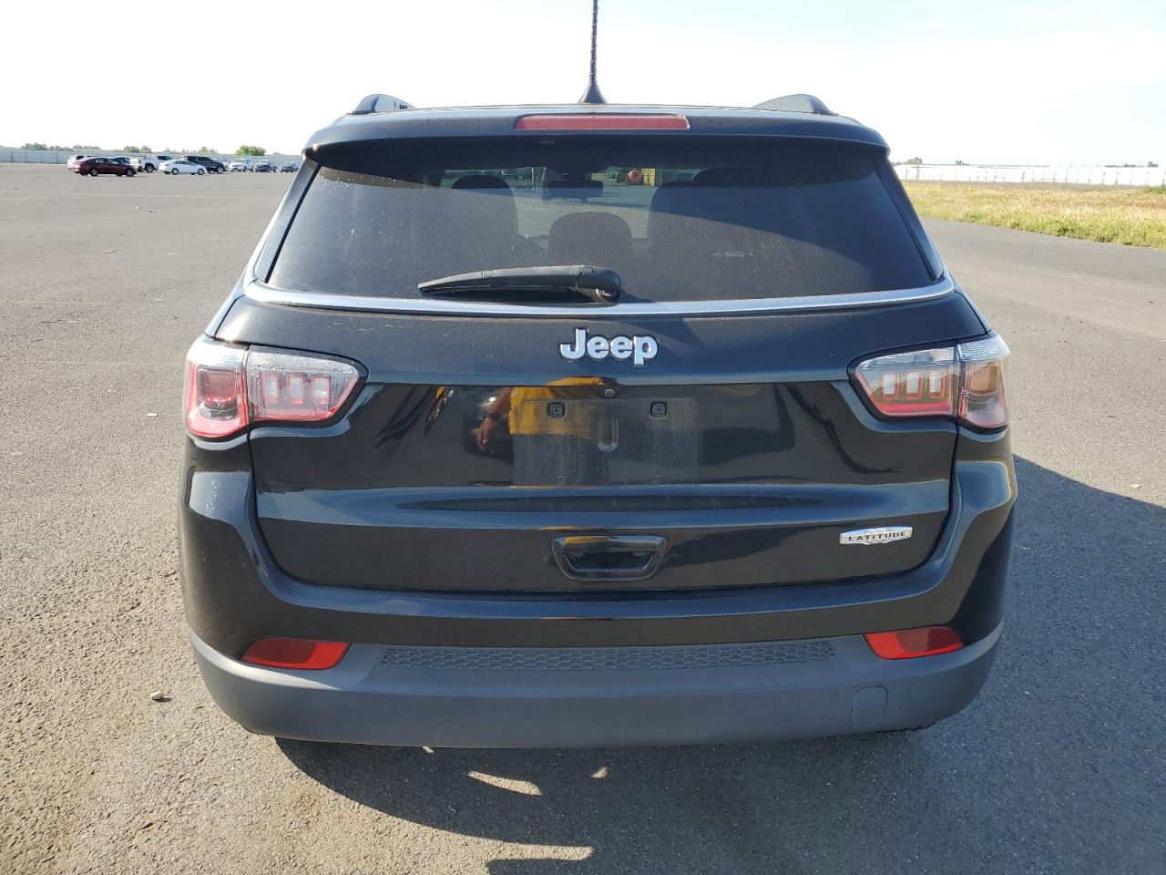 3C4NJCBB9KT844109 2019 Jeep Compass Latitude