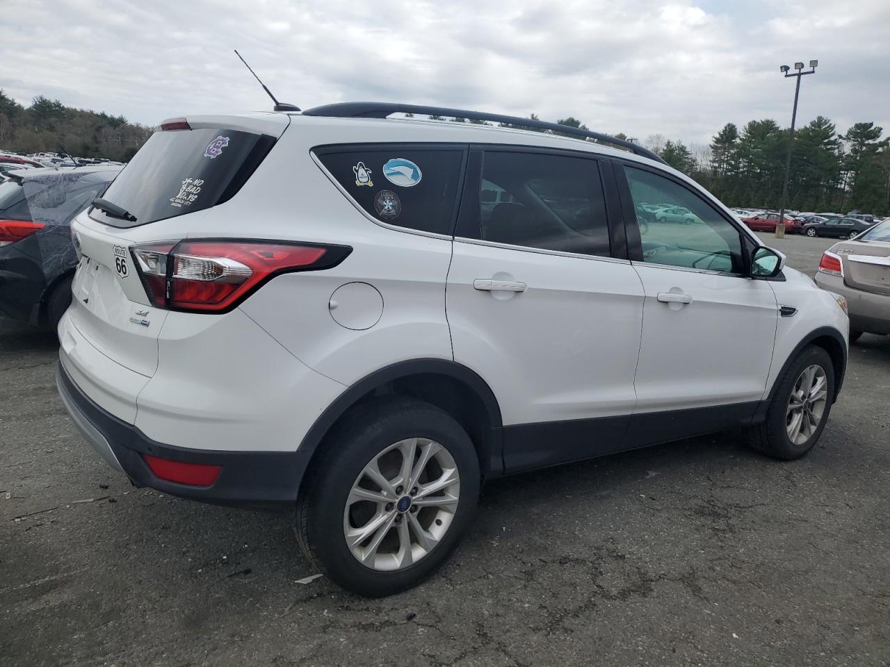 1FMCU9G98HUA25707 2017 Ford Escape Se