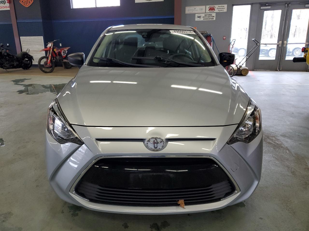 3MYDLBYV3JY331846 2018 Toyota Yaris Ia