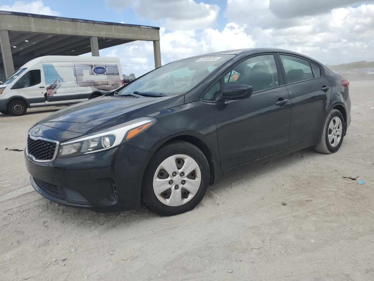 3KPFK4A79HE112600 2017 Kia Forte Lx