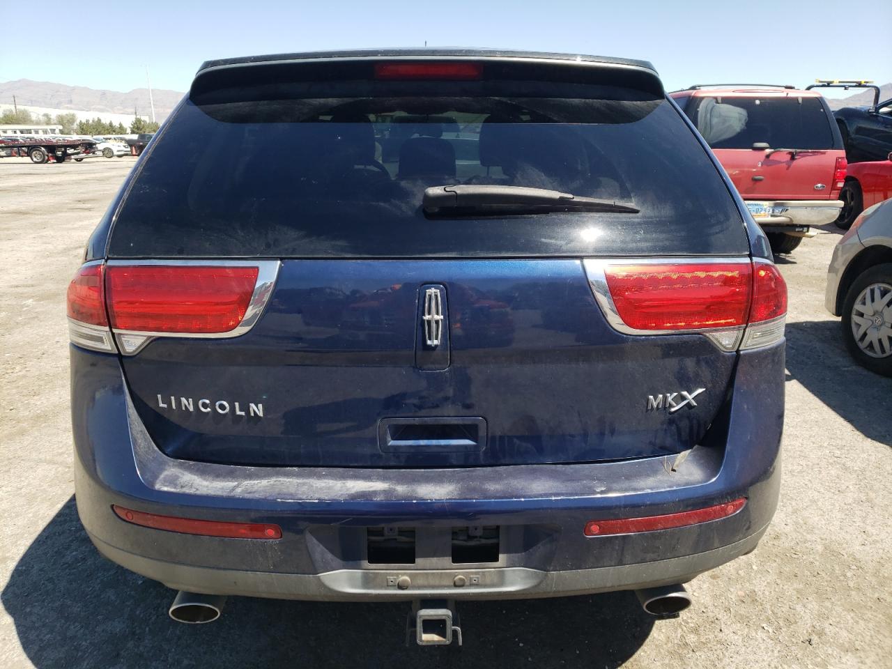 2LMDJ6JK4CBL03738 2012 Lincoln Mkx