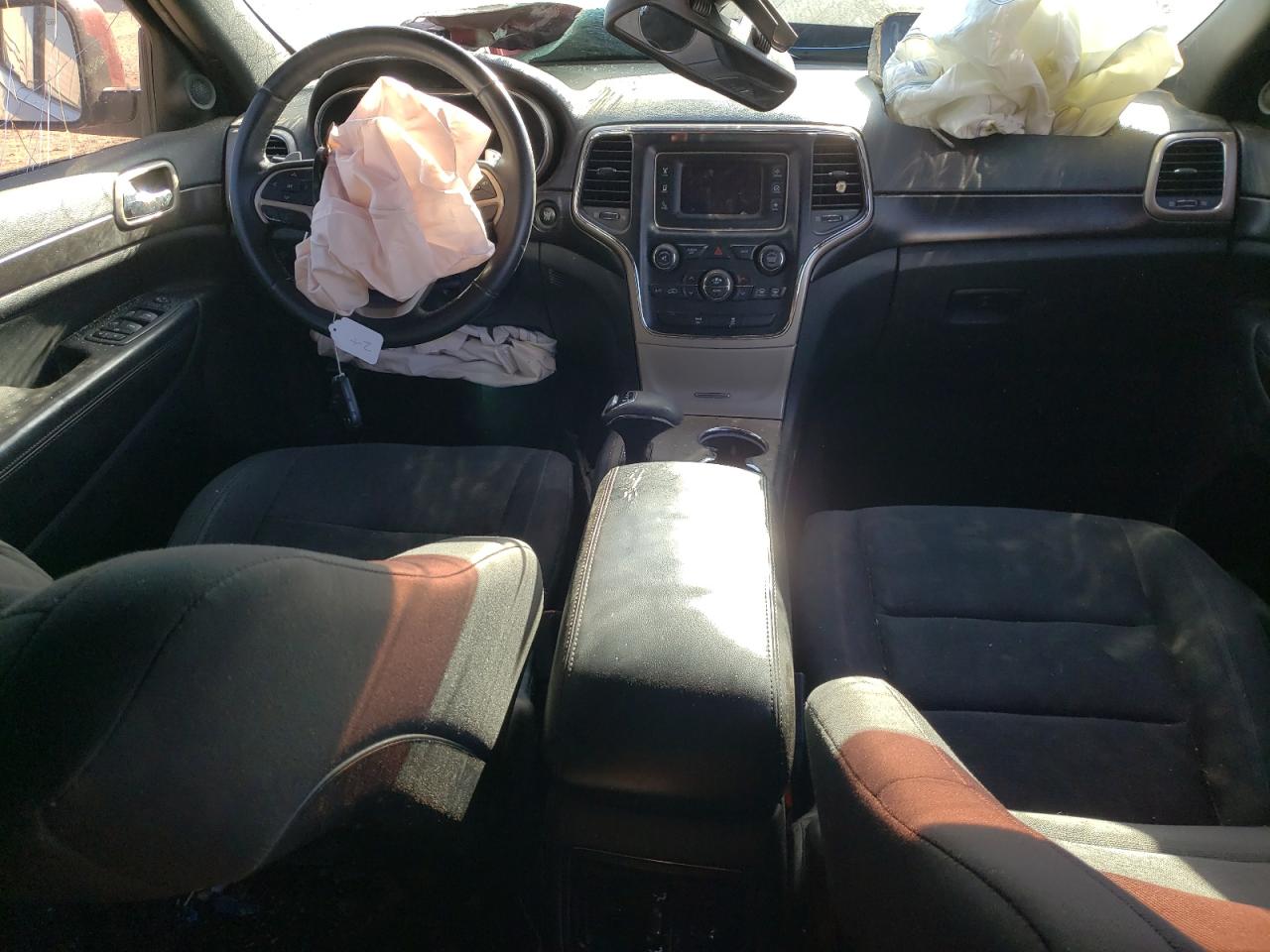 1C4RJEAG3EC274070 2014 Jeep Grand Cherokee Laredo