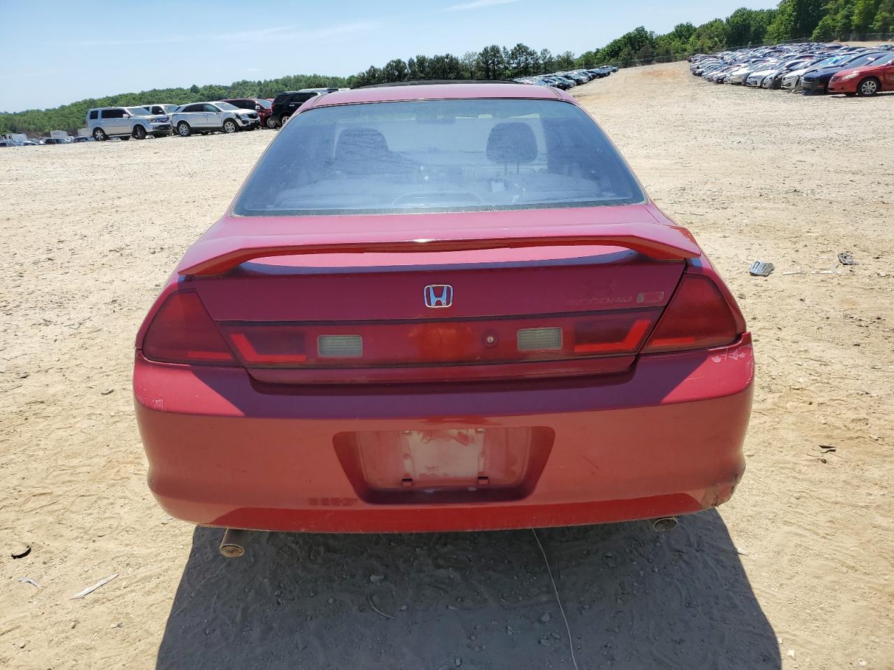 1HGCG225XXA015723 1999 Honda Accord Ex