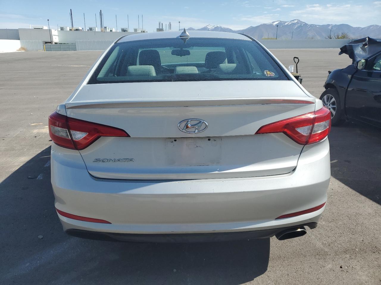 5NPE24AF5GH340199 2016 Hyundai Sonata Se