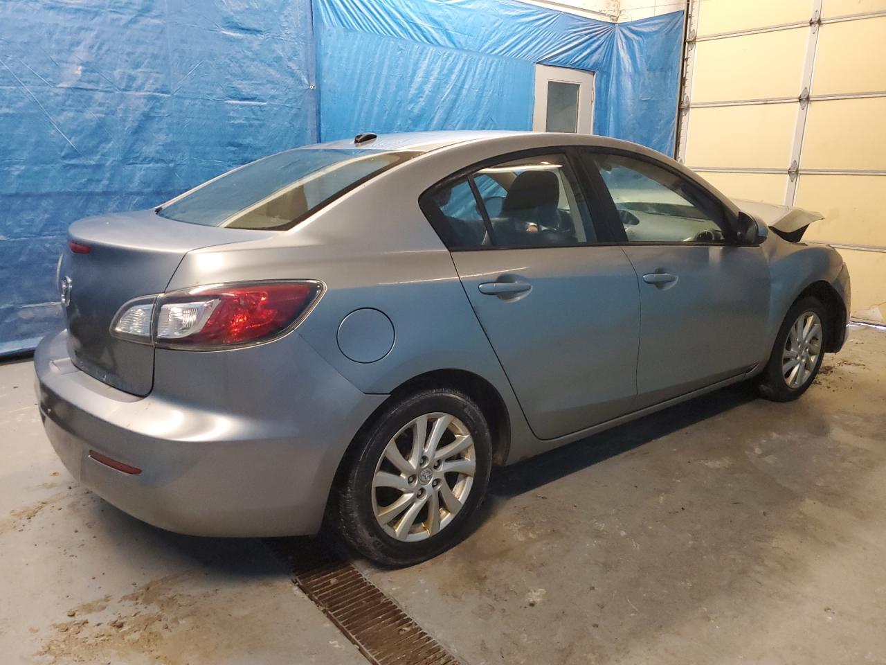 JM1BL1W70C1605189 2012 Mazda 3 I