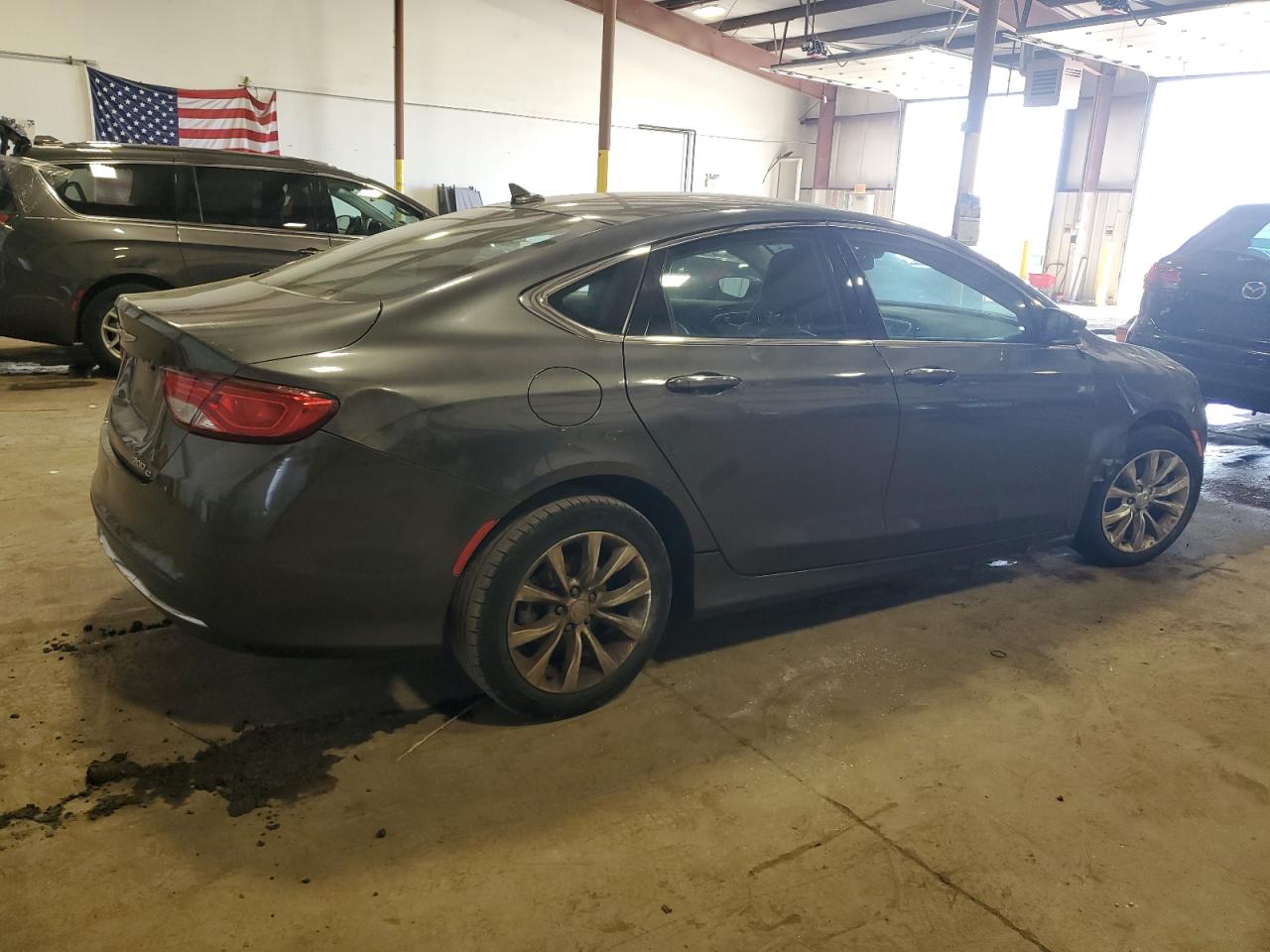 1C3CCCCB5GN161710 2016 Chrysler 200 C