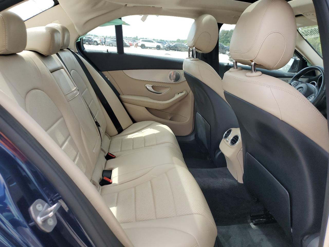 55SWF4JB3GU174266 2016 Mercedes-Benz C 300