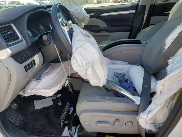 2016 Toyota Highlander Xle VIN: 5TDKKRFH5GS505060 Lot: 51952634