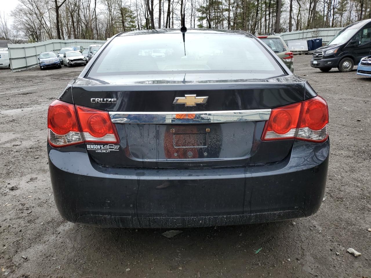 2014 Chevrolet Cruze Ls vin: 1G1PA5SG0E7153911