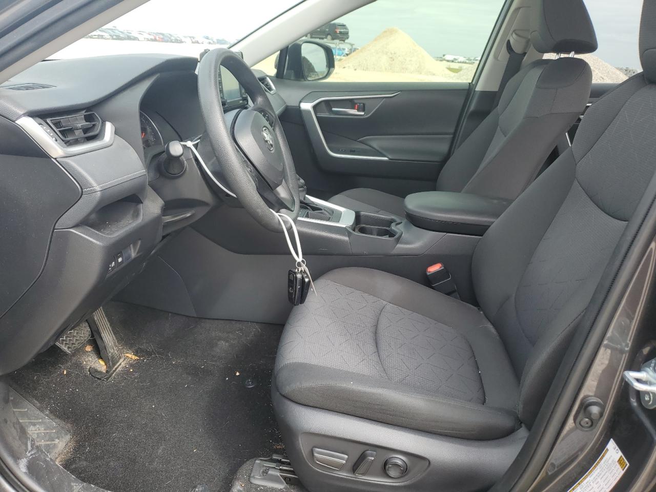 JTMW1RFV1LJ018245 2020 Toyota Rav4 Xle