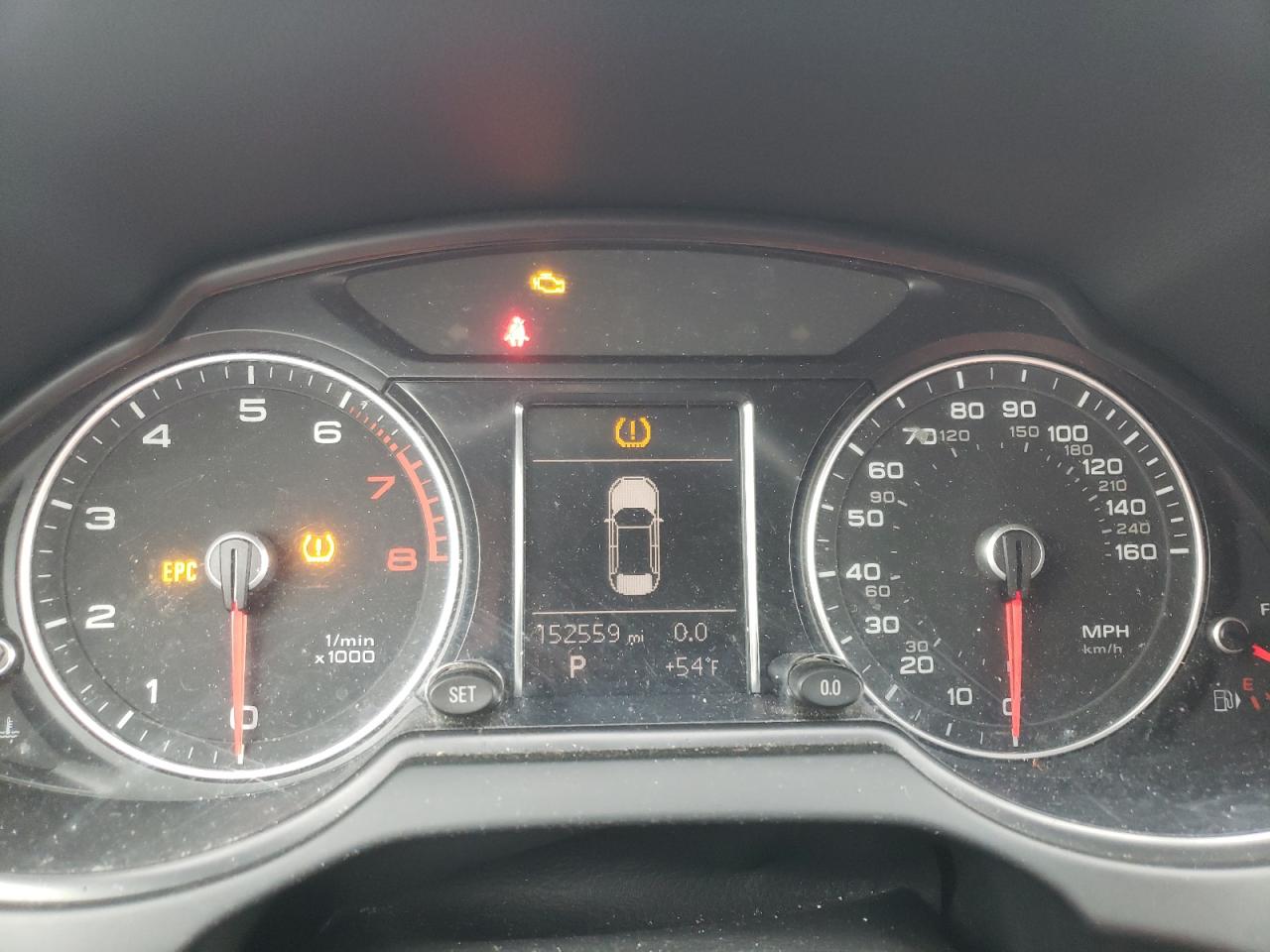 WA1CFAFP1DA042628 2013 Audi Q5 Premium