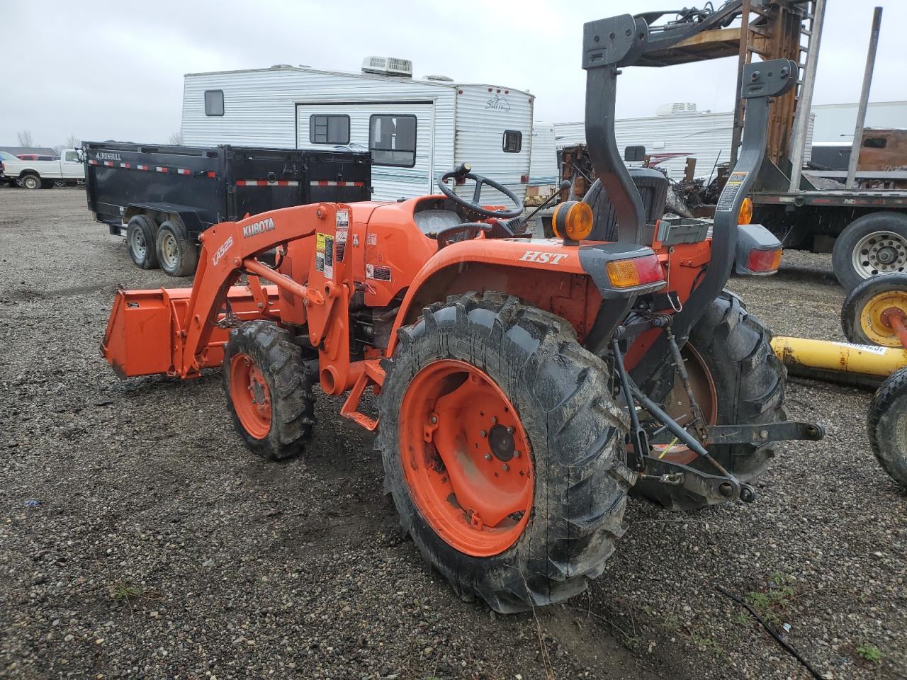 Lot #2990916329 2017 KUBO TRACTOR