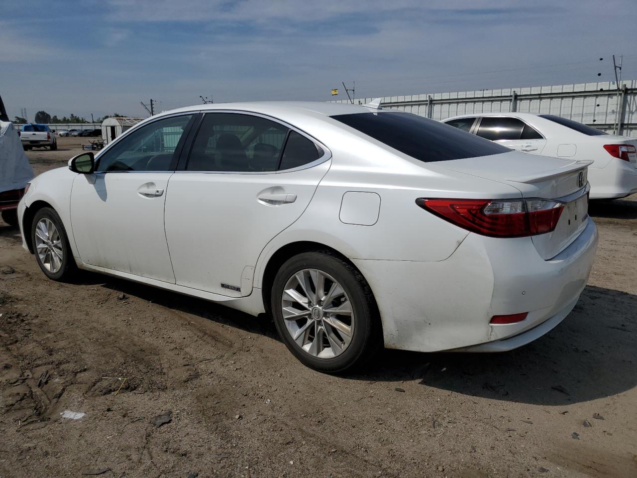 JTHBW1GG9E2047697 2014 Lexus Es 300H