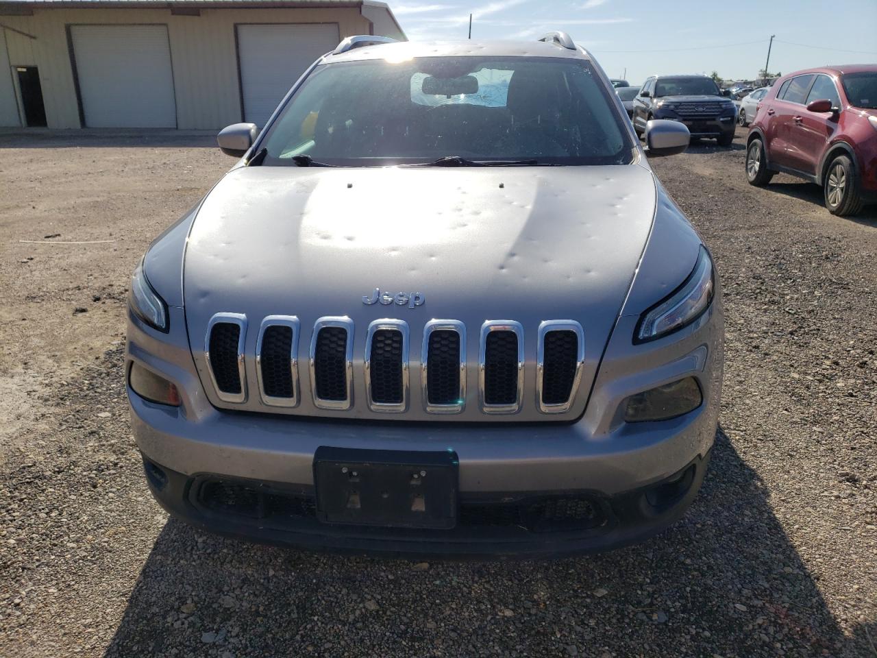 1C4PJLCB5HW549809 2017 Jeep Cherokee Latitude