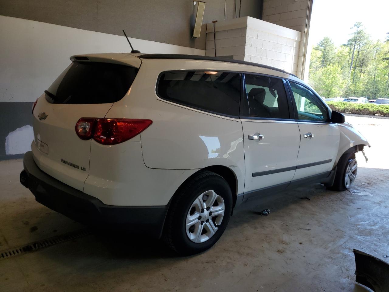 1GNKRFEDXCJ295501 2012 Chevrolet Traverse Ls