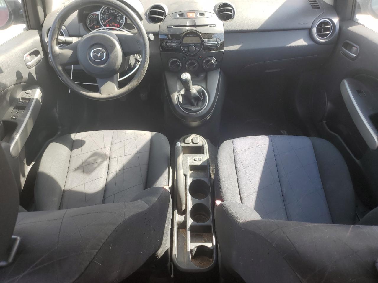 JM1DE1KY8E0173218 2014 Mazda Mazda2 Sport