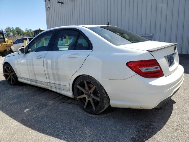 VIN WDDGF8AB3DR251503 2013 Mercedes-Benz C-Class, 3... no.2